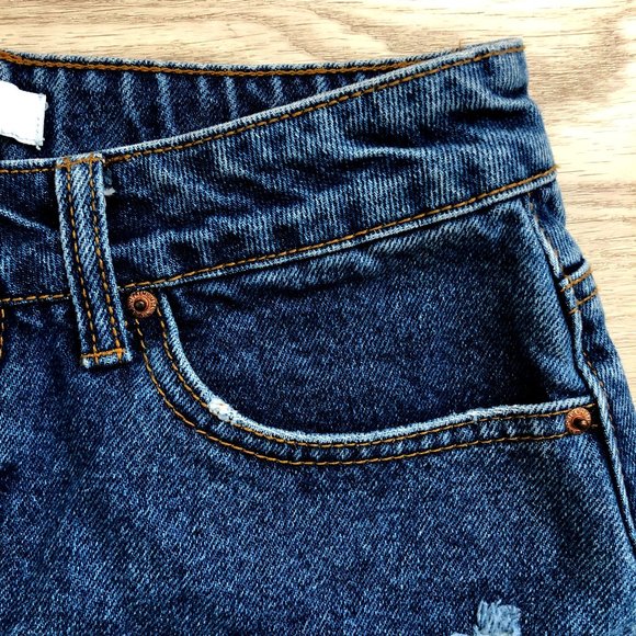Forever 21 Womens Distressed cut-off Dark blue Denim shorts Size 26 - Picture 3 of 5